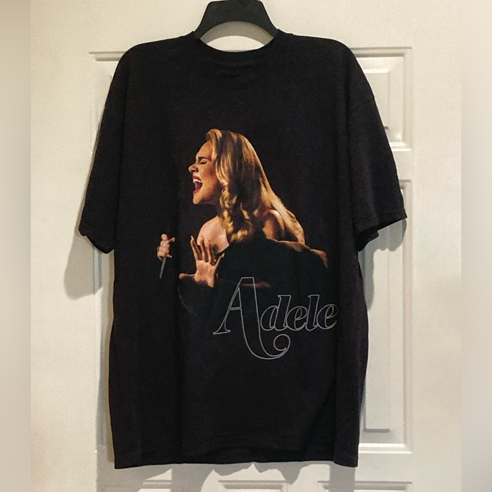New Weekends with Adele tour tshirt